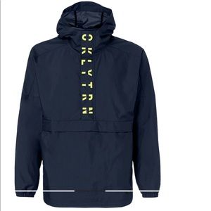 Oakley Enchance Wind Anorak Jacket 2.7 - size mens Xs